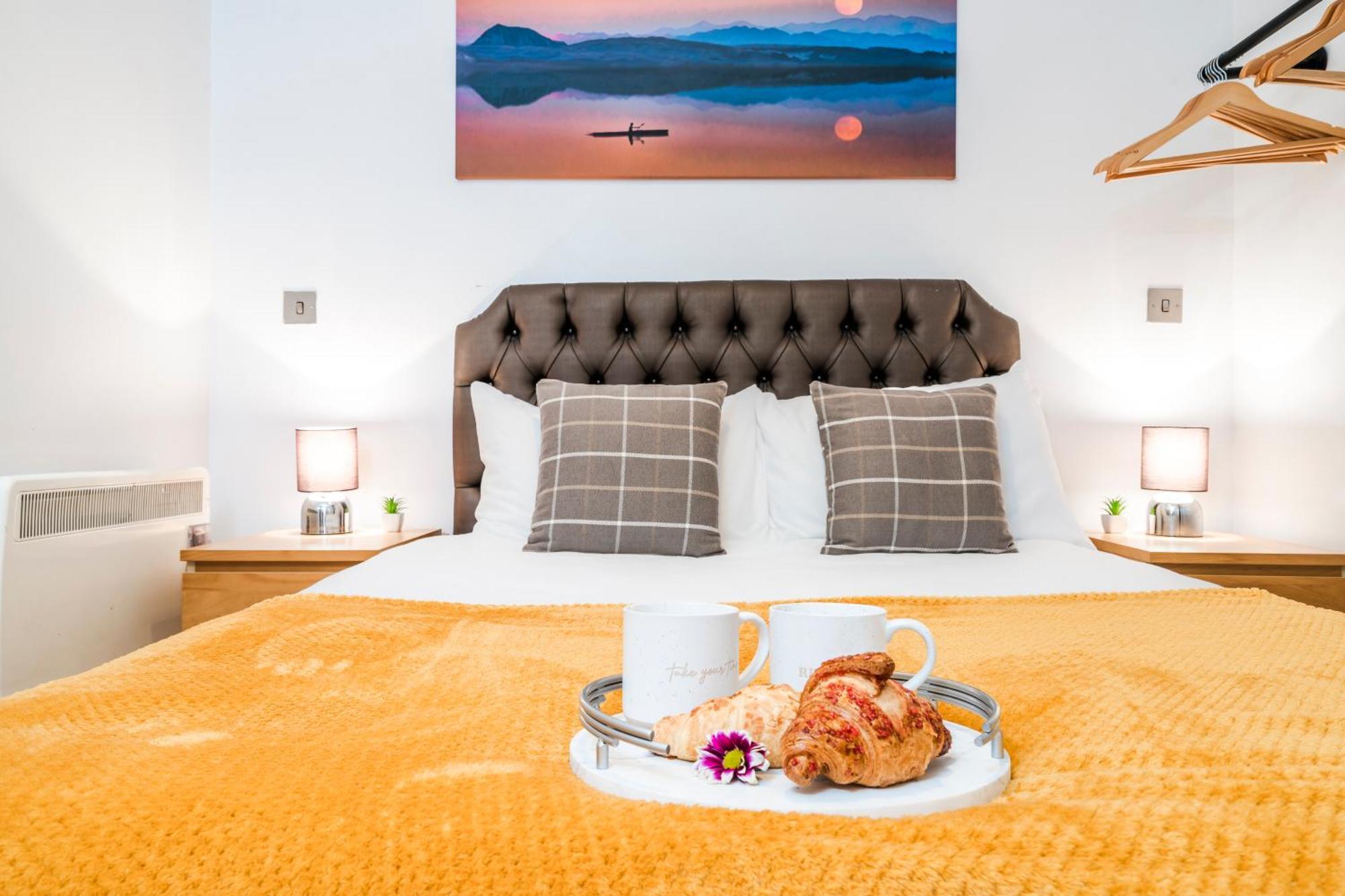 Cavern Quarters: City Centre Apartment by Garudy Serviced Apartments Liverpool Exterior photo